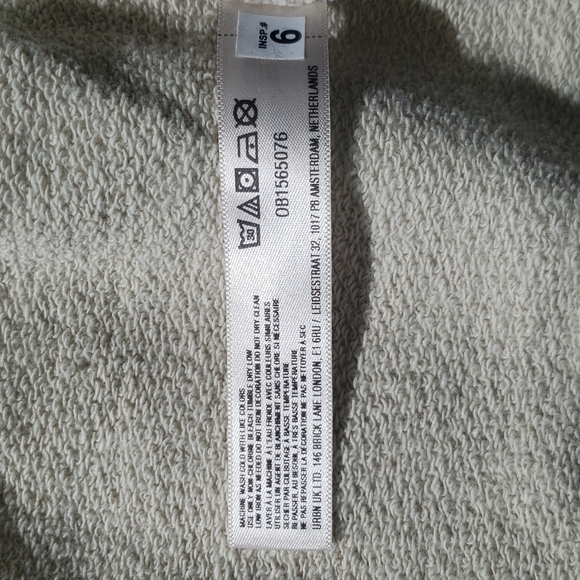 Free People Movement Short Beige Medium nwot - Picture 7 of 10